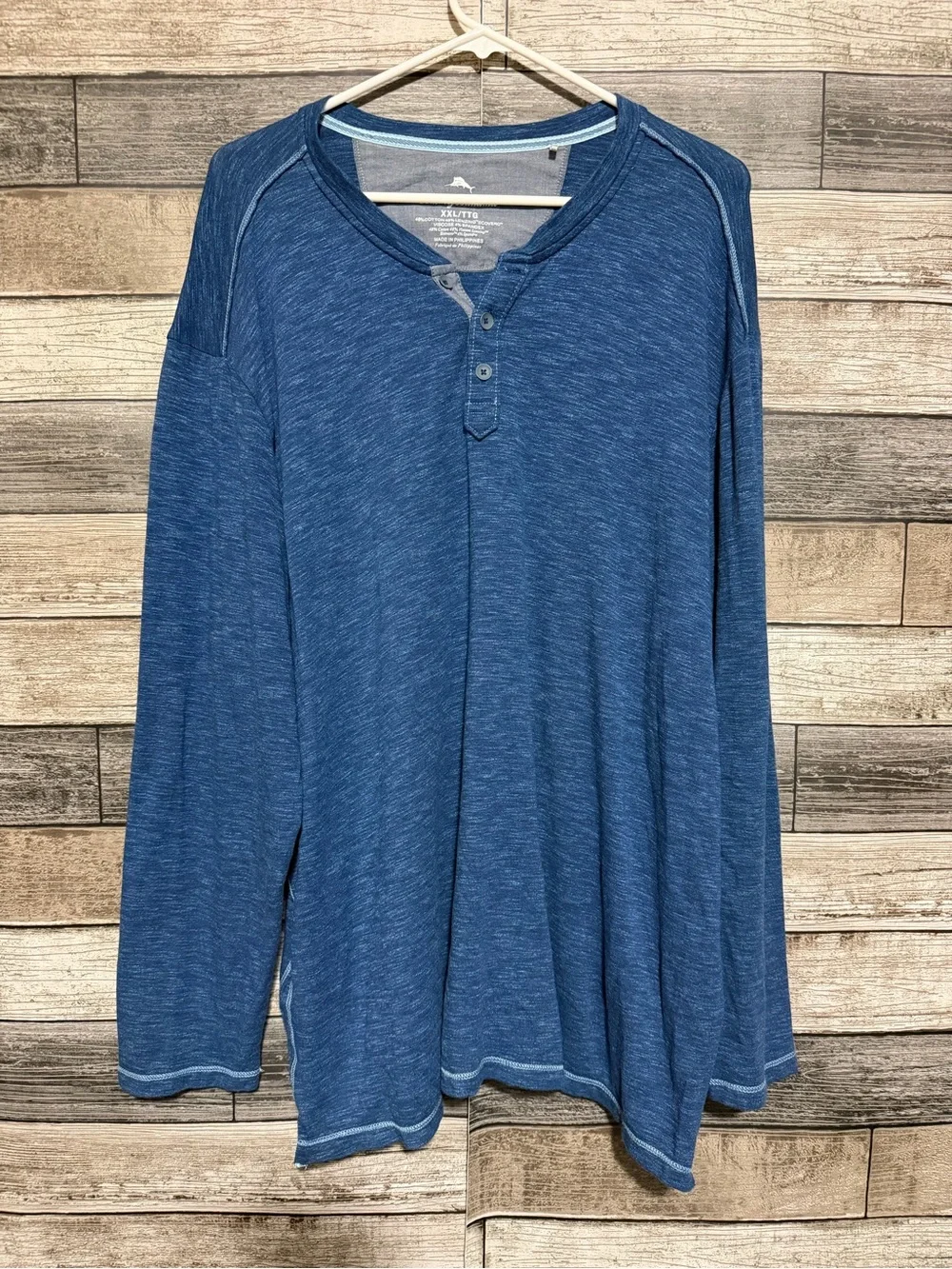 Tommy Bahama men’s henley